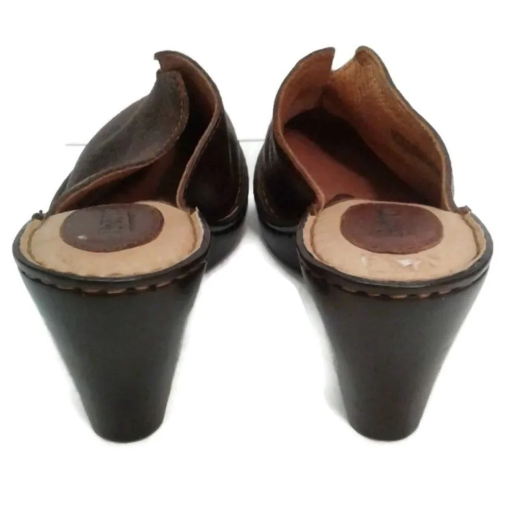 Born US 7 Clogs EU 40.5 Slip On Mules W8173 shoes Brown Leather - Picture 3 of 8